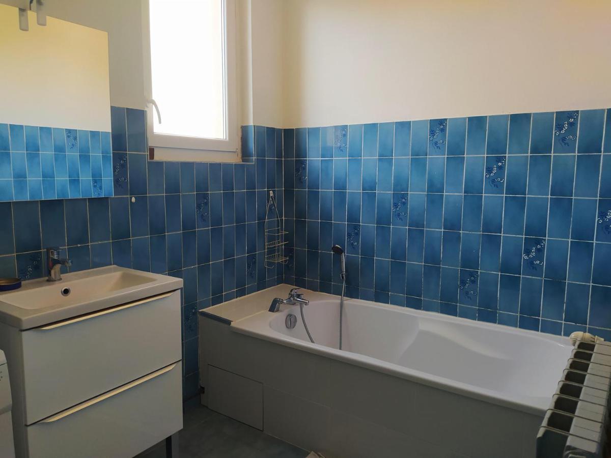 La Clef Des Champs - Gite 9 Personnes Entre Lyon Et St-Etienne Les Halles 외부 사진